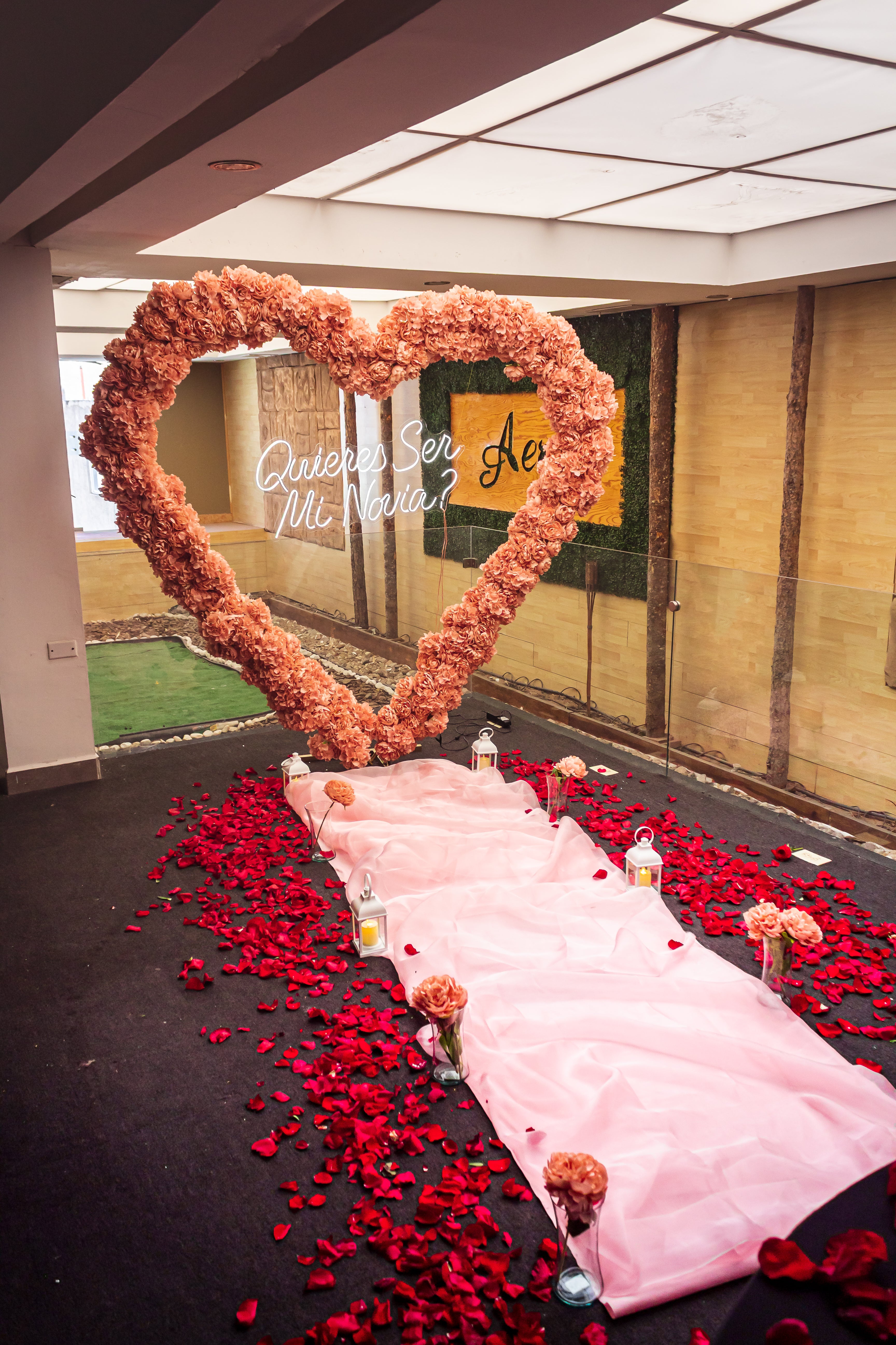 Corazón de flores rosa