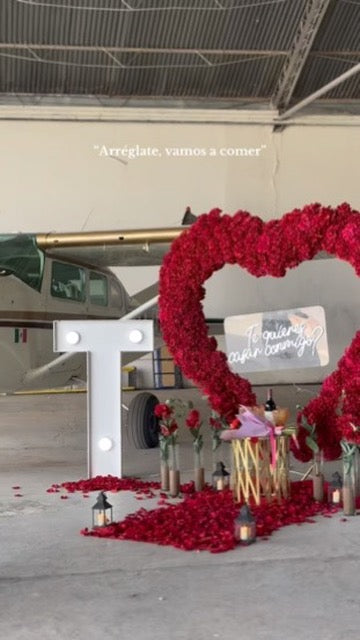 Corazón con iniciales gigantes