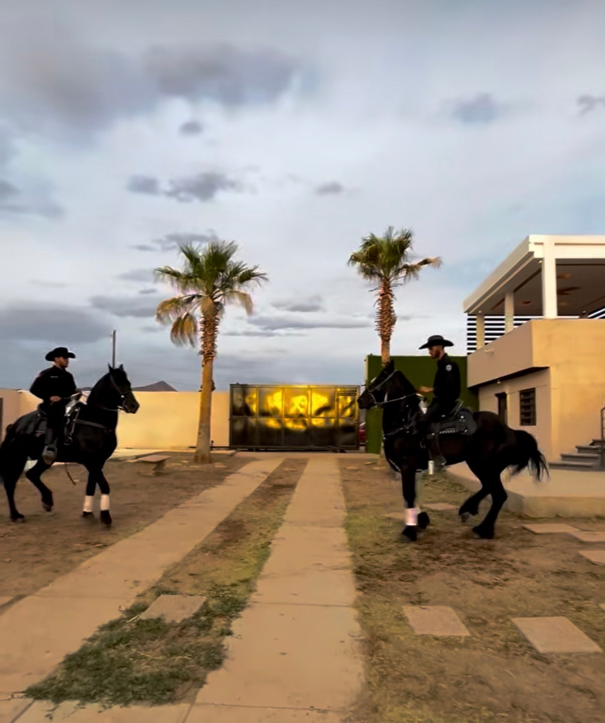Caballos bailadores y lugar