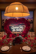 Corazón de flores rojo