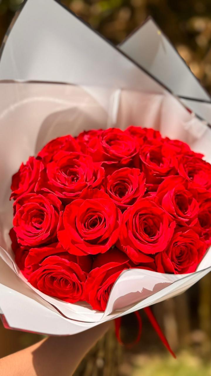 Ramo 24 rosas